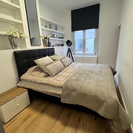 2 Bedroom Apartment 1 Floor In Blankenberge Vrijheidstraat 3 Екстер'єр фото