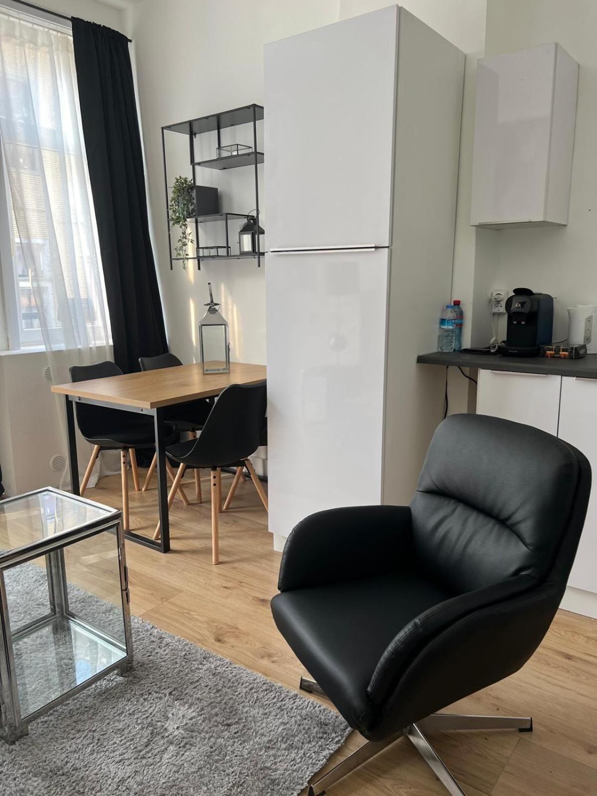 2 Bedroom Apartment 1 Floor In Blankenberge Vrijheidstraat 3 Екстер'єр фото